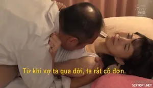 Cậu thanh niên sống cạnh bên người phụ nữ nhà bên là một người mẫu bikini dâm đãng